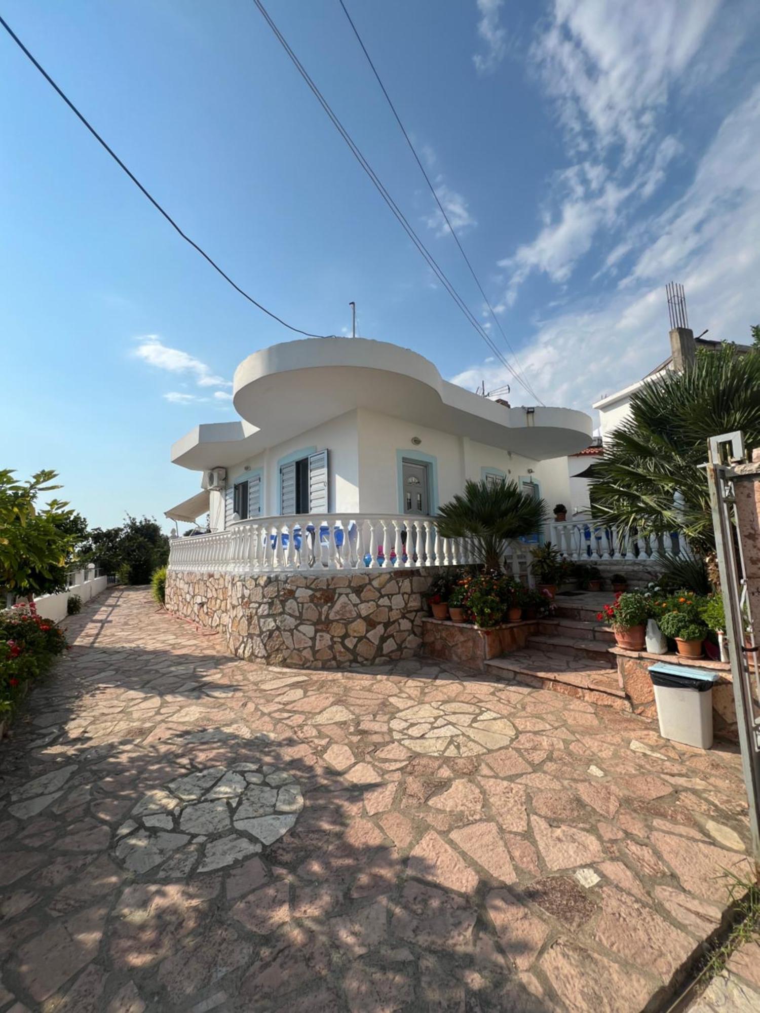 Vila Leo Ksamil Bagian luar foto