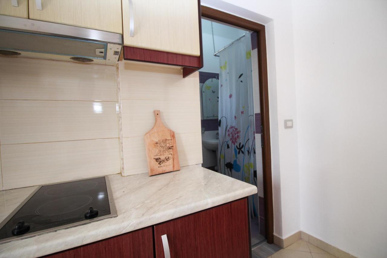 Vila Leo Ksamil Bagian luar foto